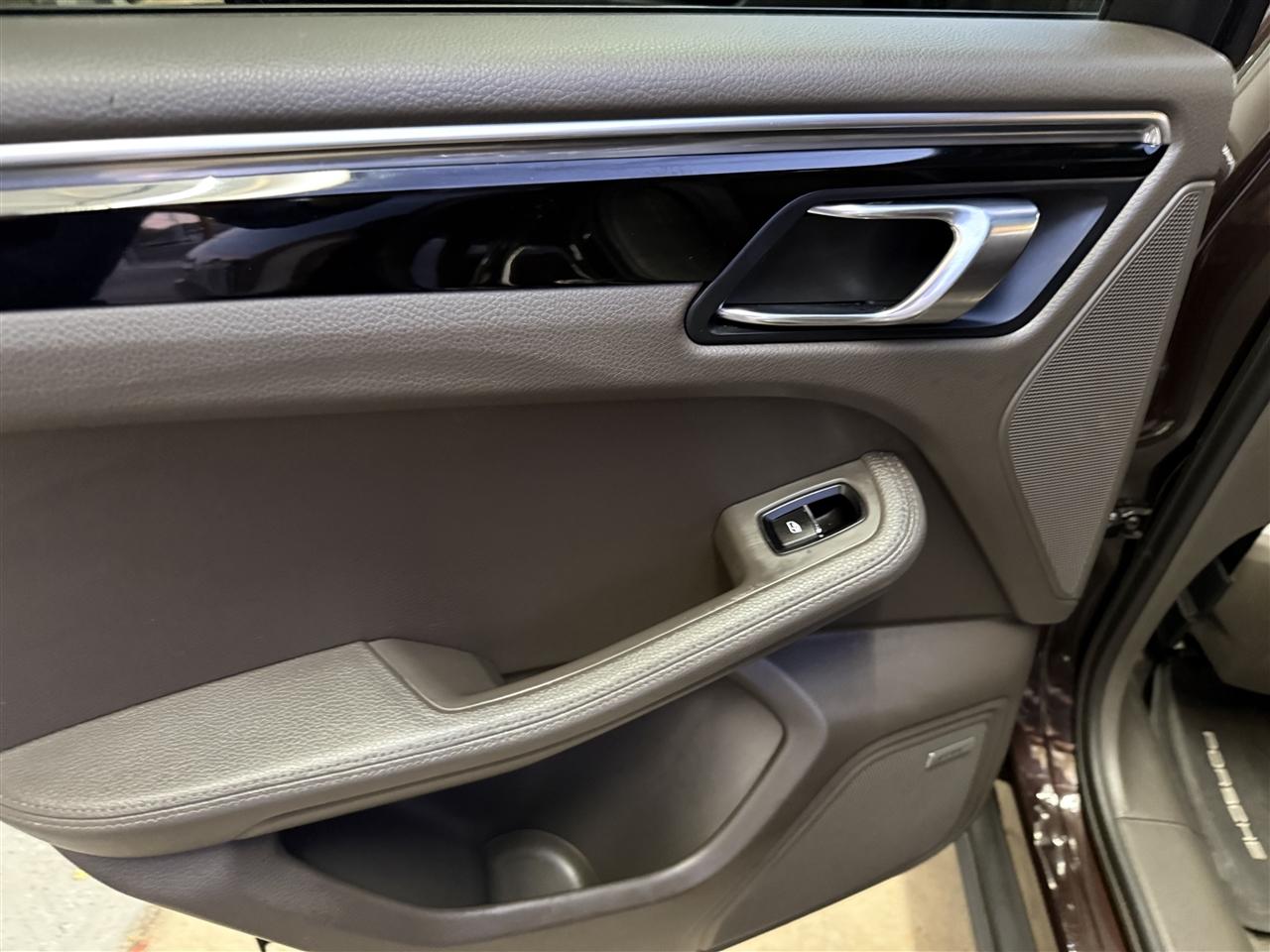 Porsche Macan S 2015