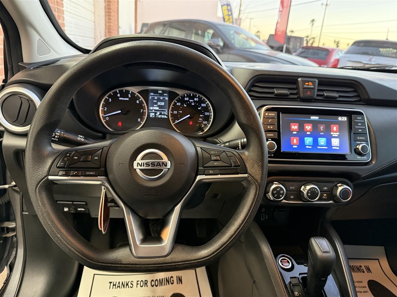 Nissan Versa S CVT 2021