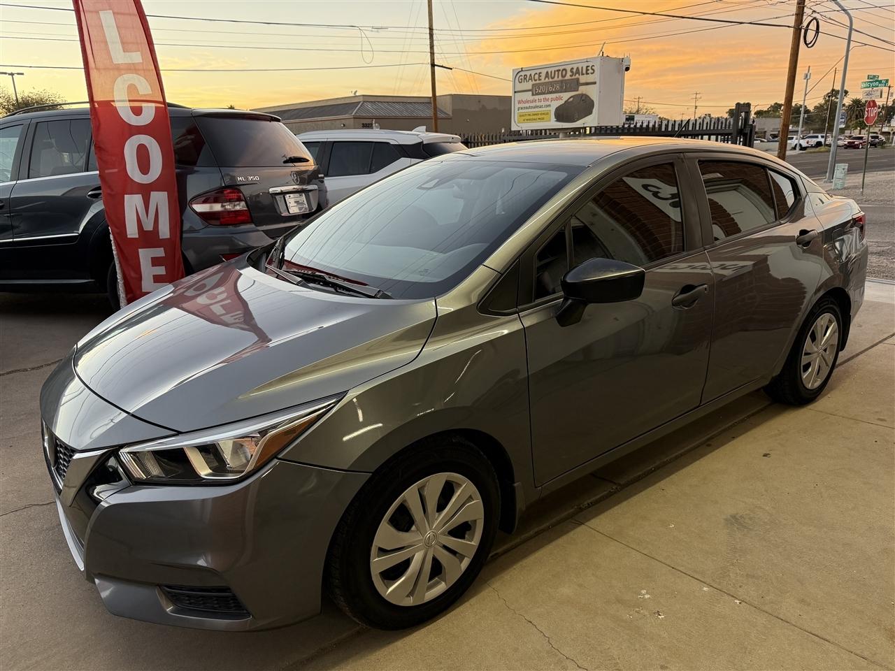 Nissan Versa S CVT 2021