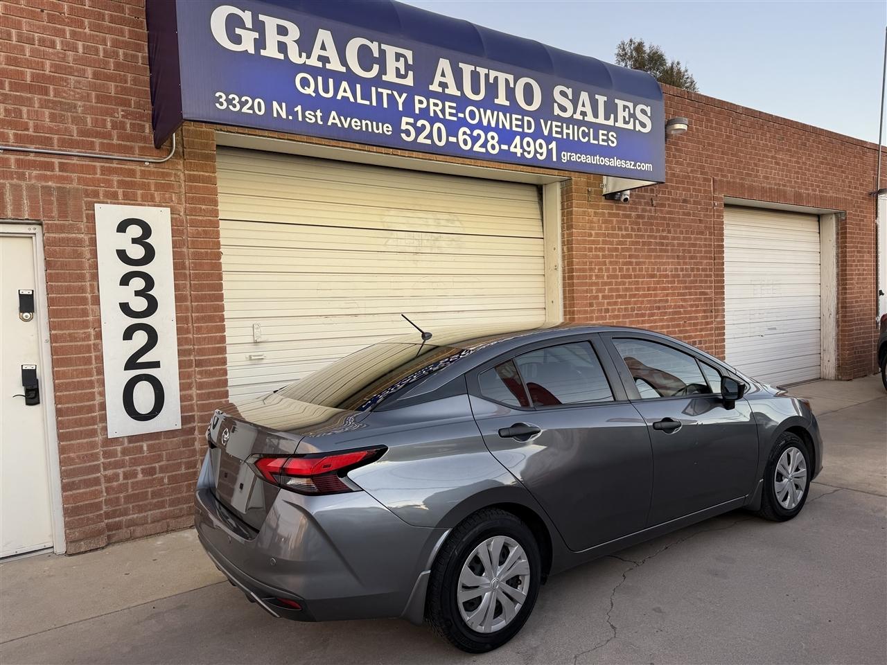 Nissan Versa S CVT 2021