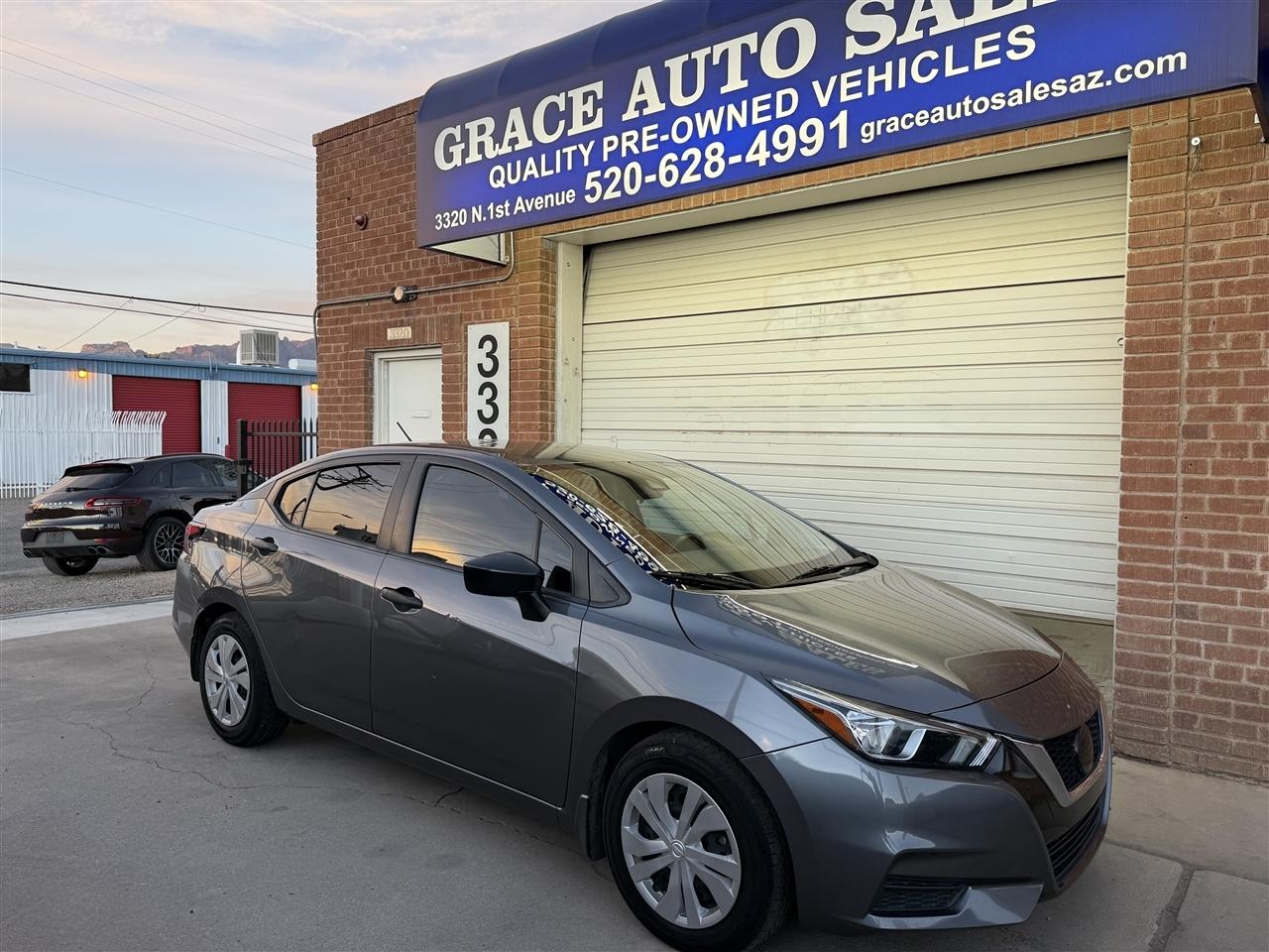 Nissan Versa S CVT 2021
