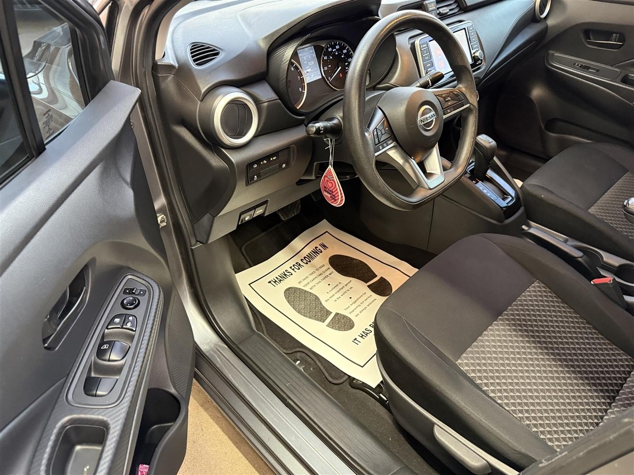 Nissan Versa S CVT 2021