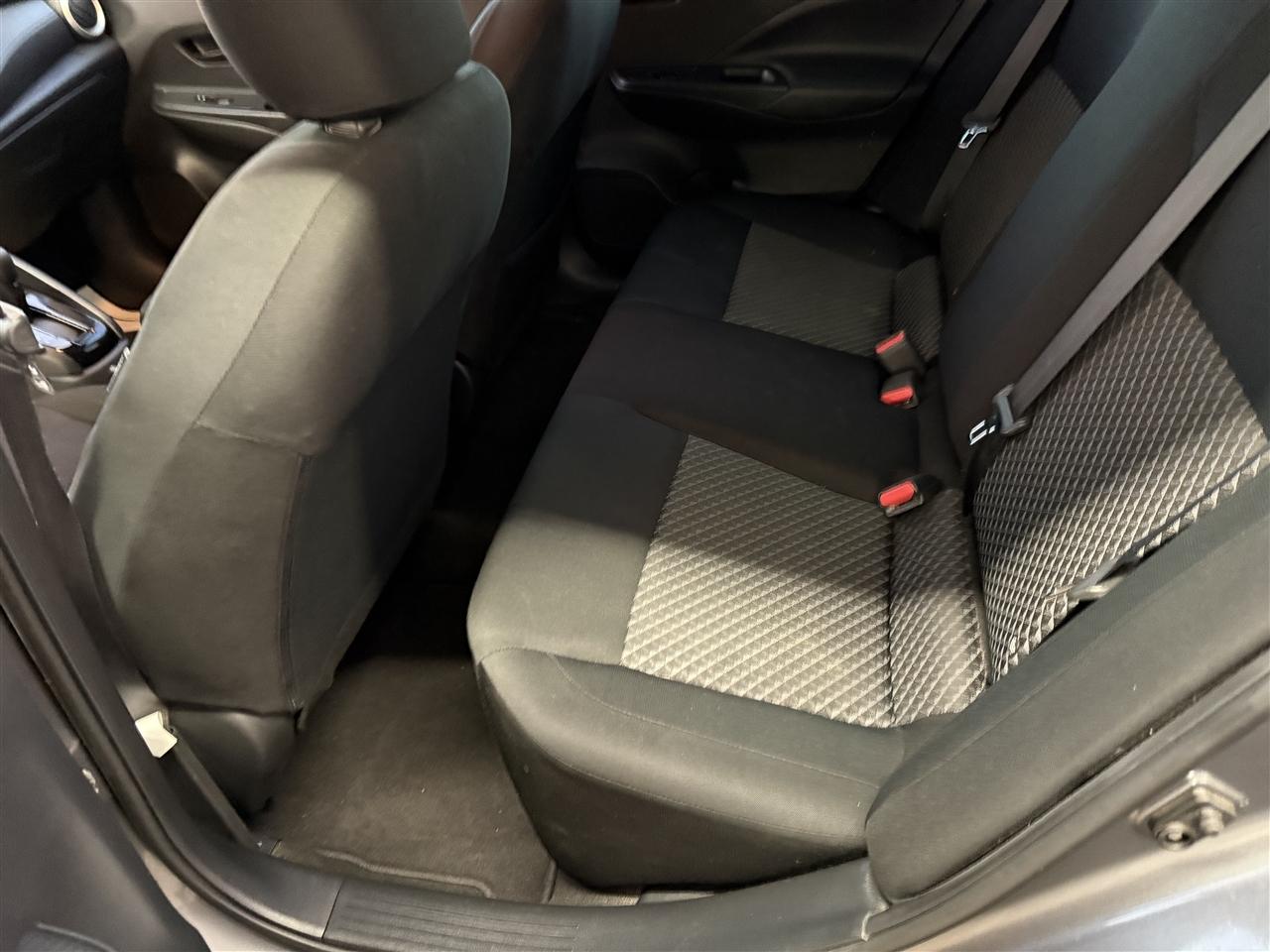 Nissan Versa S CVT 2021