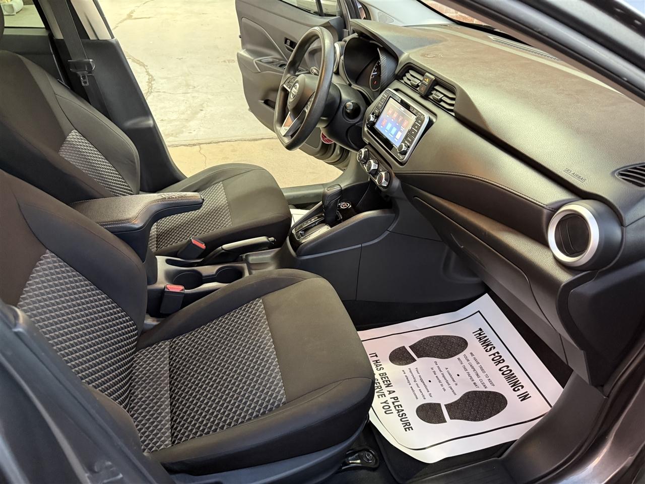 Nissan Versa S CVT 2021