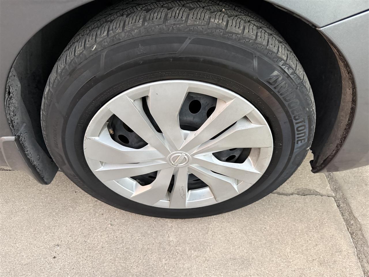 Nissan Versa S CVT 2021