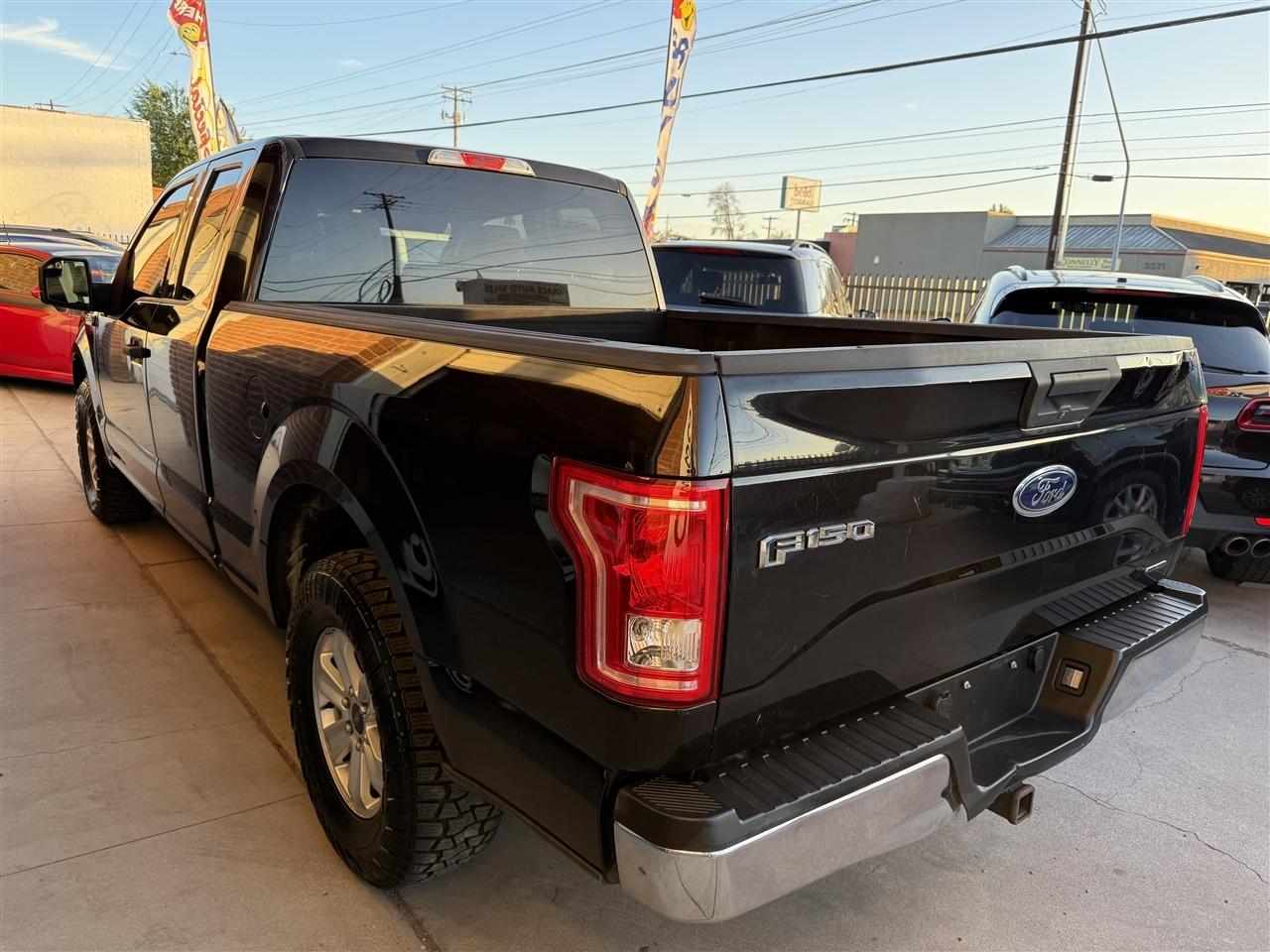 Ford F-150 XLT SuperCab 8-ft. 2WD 2015