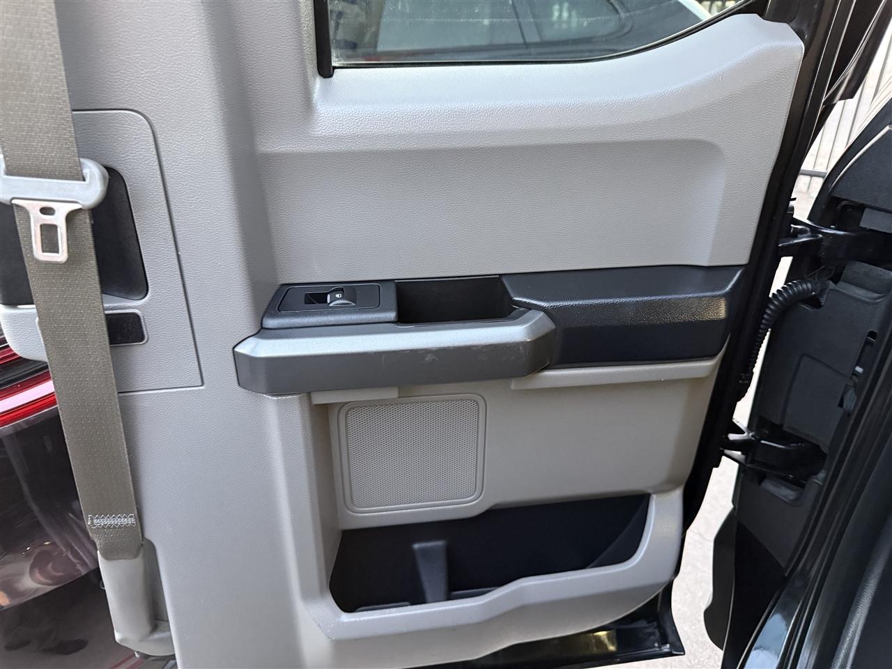 Ford F-150 XLT SuperCab 8-ft. 2WD 2015