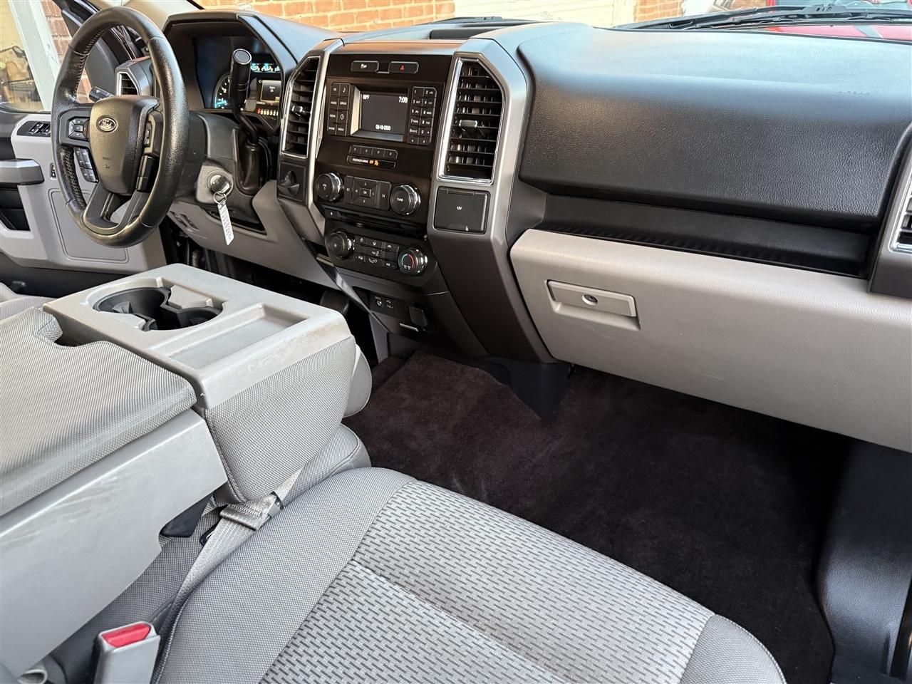 Ford F-150 XLT SuperCab 8-ft. 2WD 2015