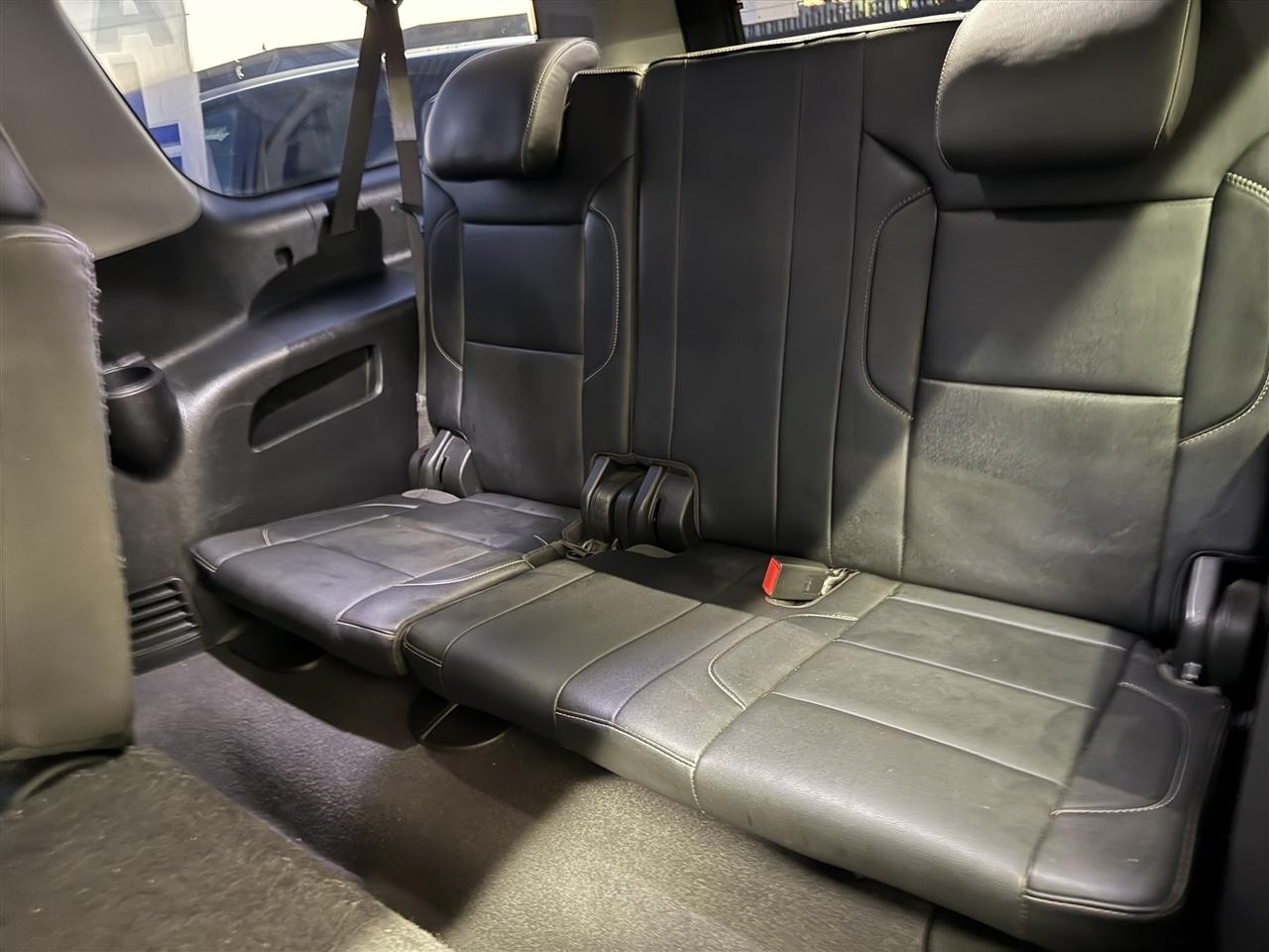 Chevrolet Suburban LT 4WD 2019