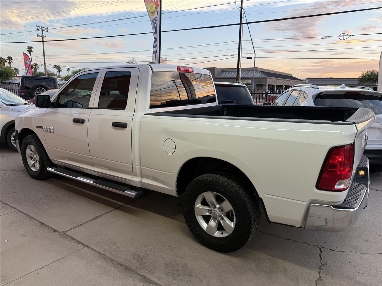 RAM 1500 Tradesman Quad Cab 4WD 2018