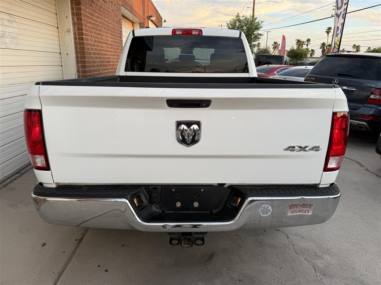 RAM 1500 Tradesman Quad Cab 4WD 2018