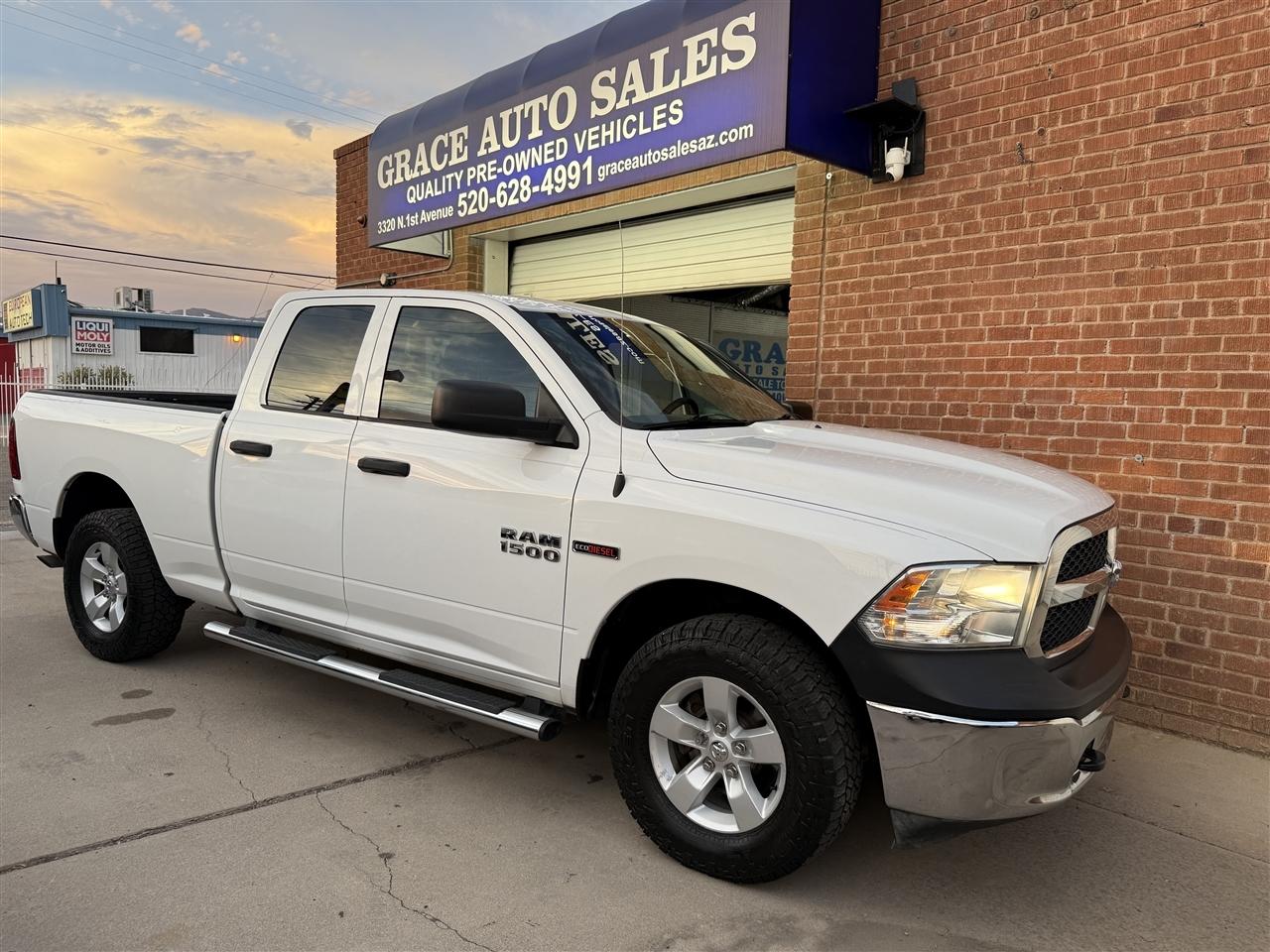RAM 1500 Tradesman Quad Cab 4WD 2018