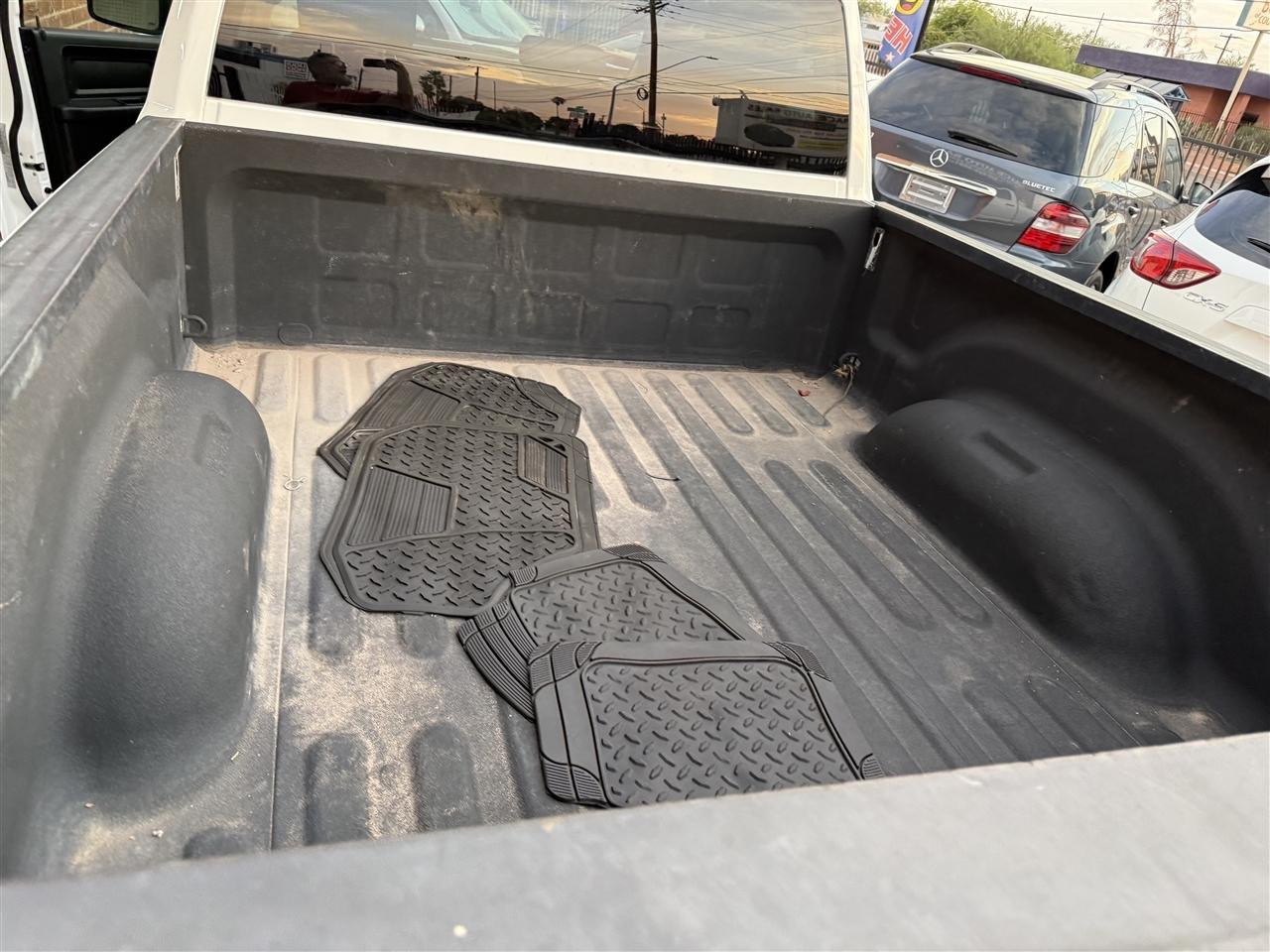 RAM 1500 Tradesman Quad Cab 4WD 2018