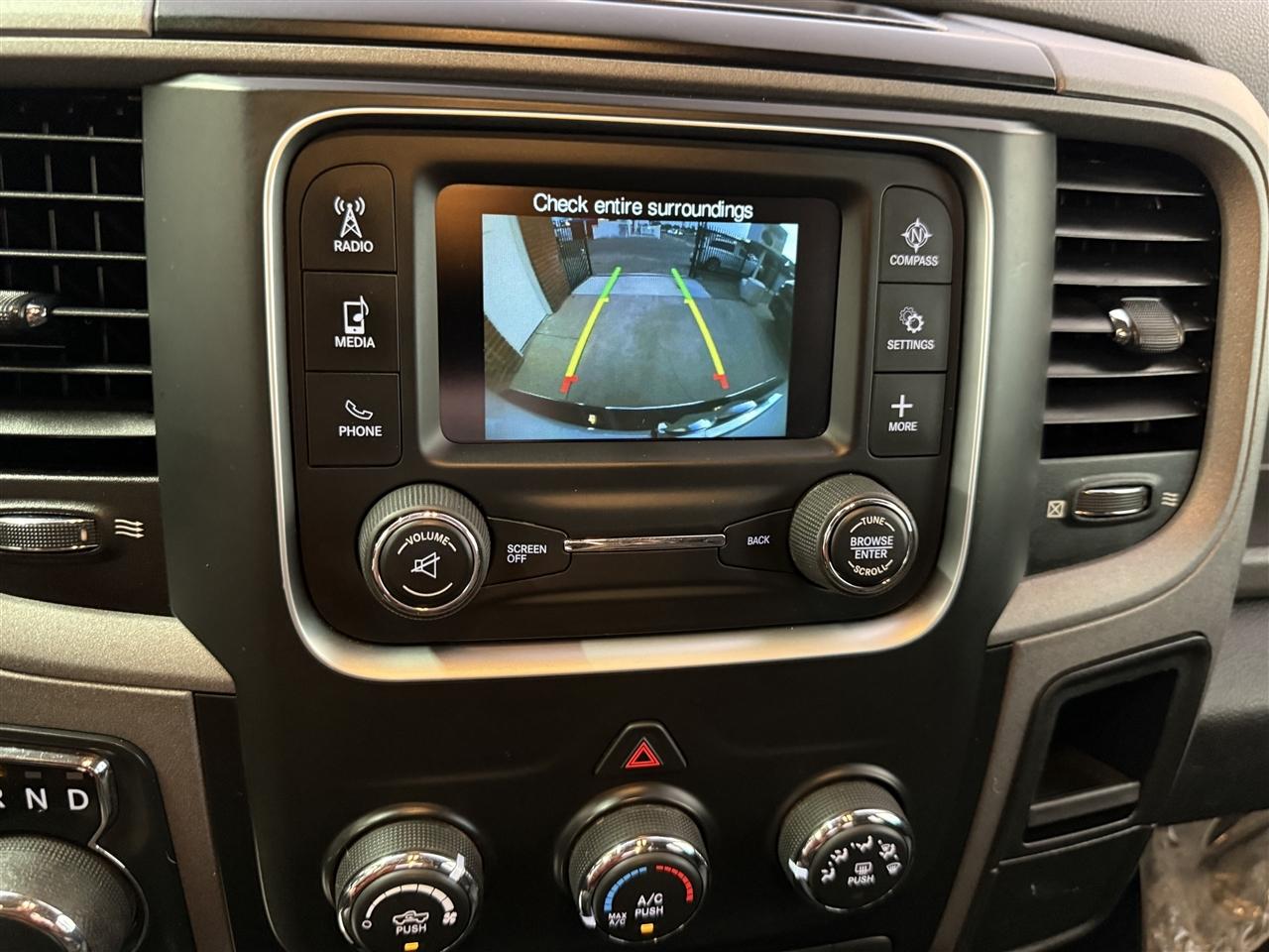 RAM 1500 Tradesman Quad Cab 4WD 2018