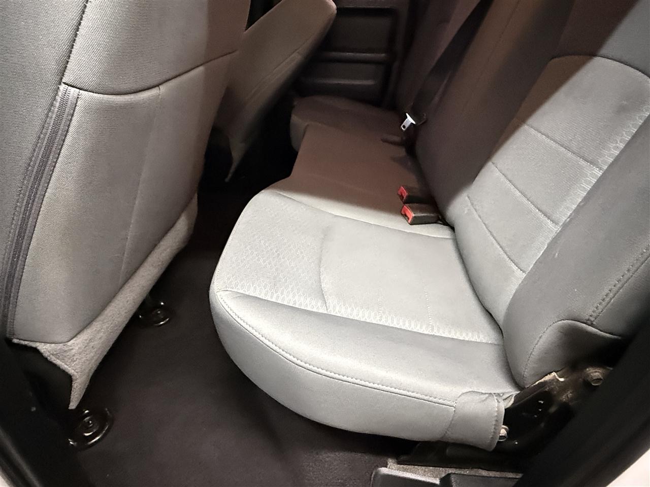 RAM 1500 Tradesman Quad Cab 4WD 2018