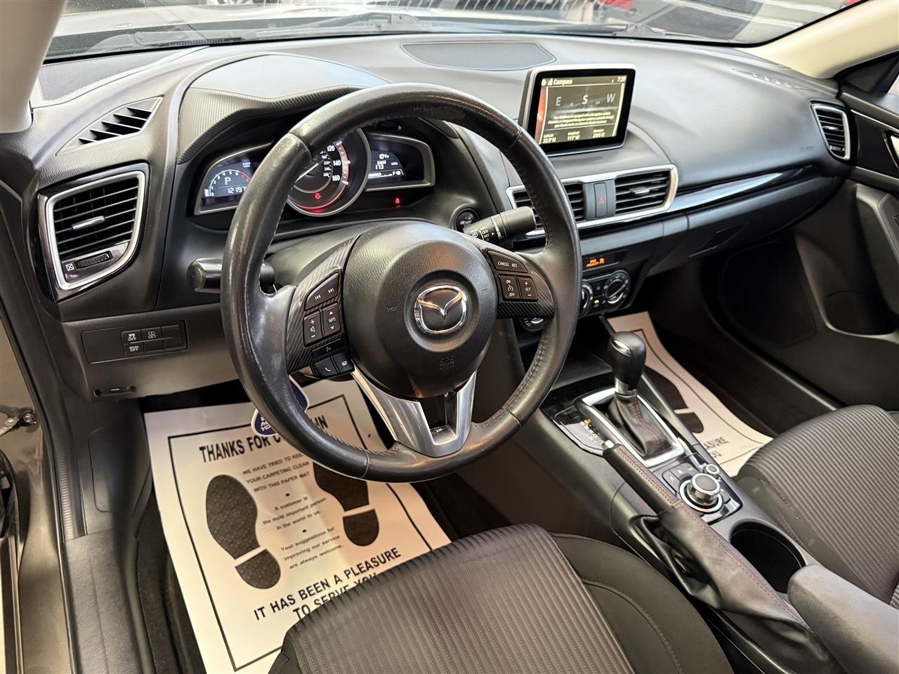 Mazda MAZDA3 i Touring AT 4-Door 2015