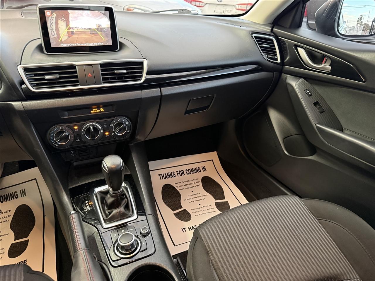 Mazda MAZDA3 i Touring AT 4-Door 2015