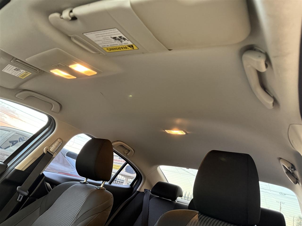 Mazda MAZDA3 i Touring AT 4-Door 2015