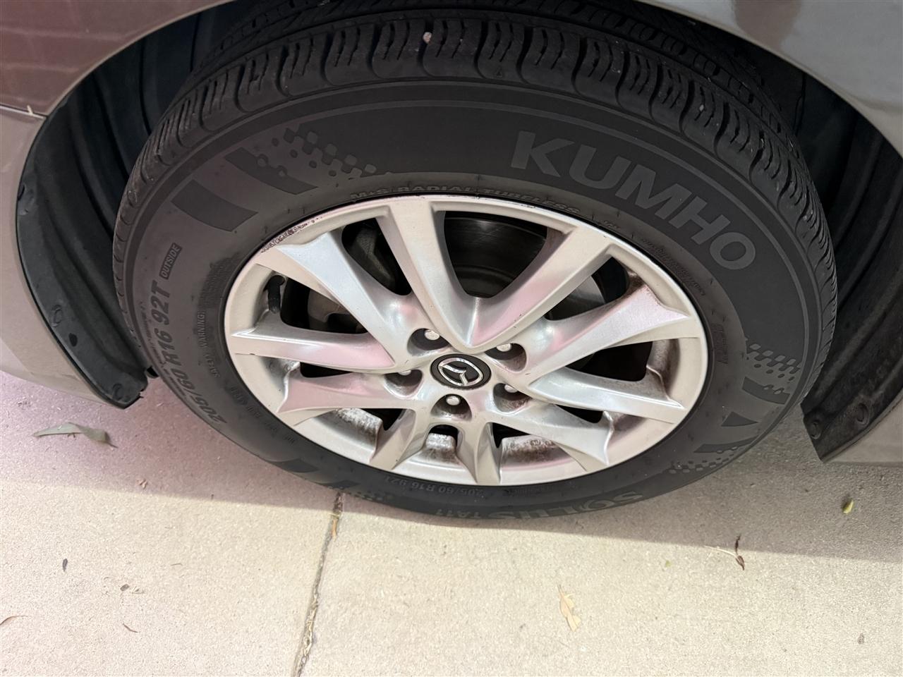 Mazda MAZDA3 i Touring AT 4-Door 2015