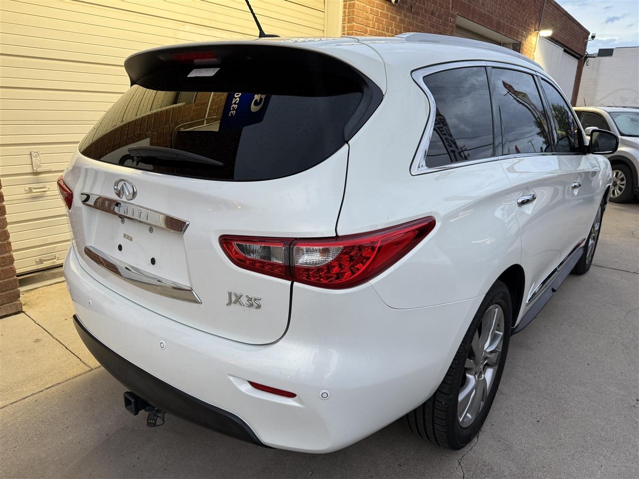 Infiniti JX FWD 2013