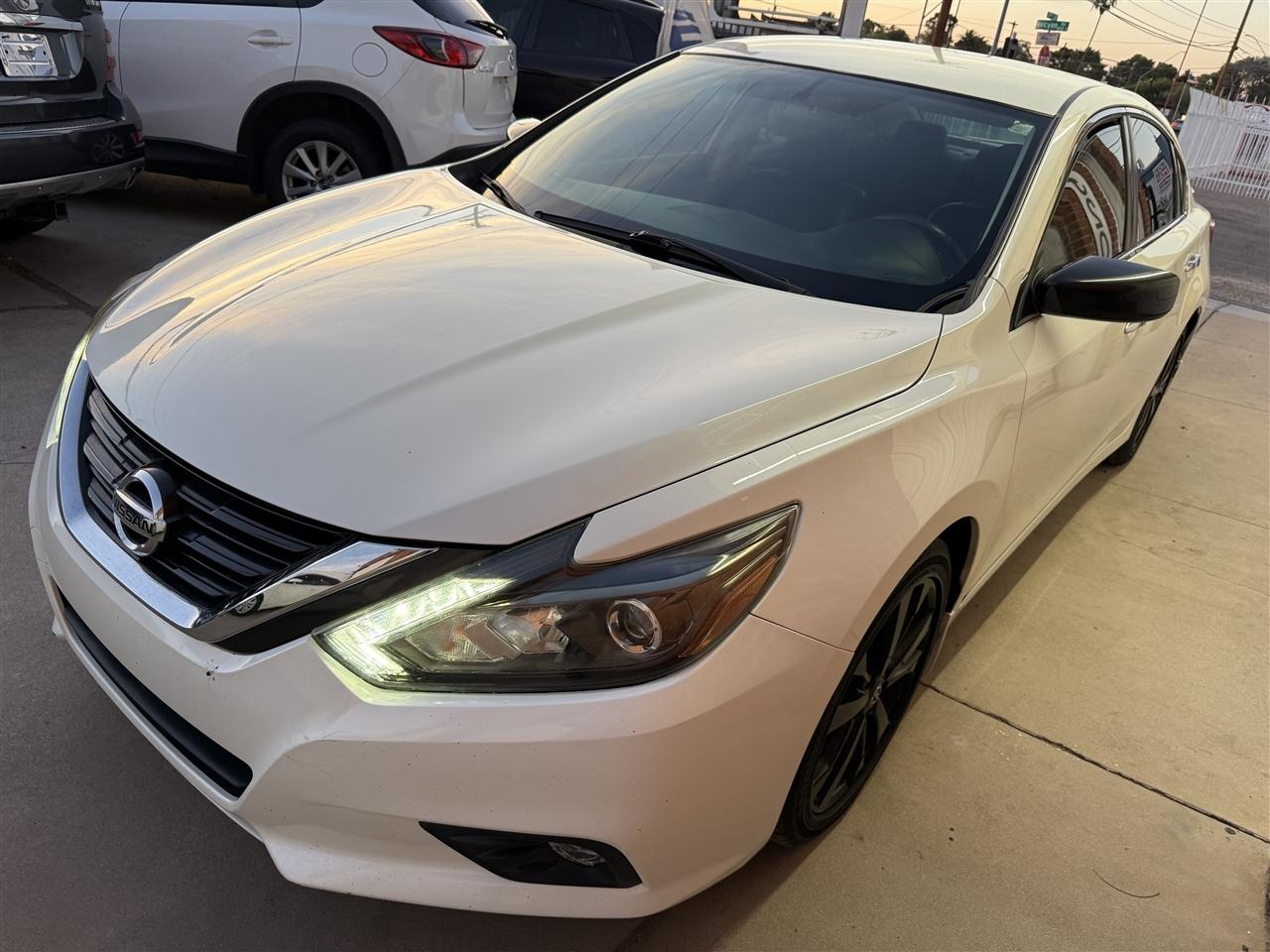 Nissan Altima 2.5 SR 2017