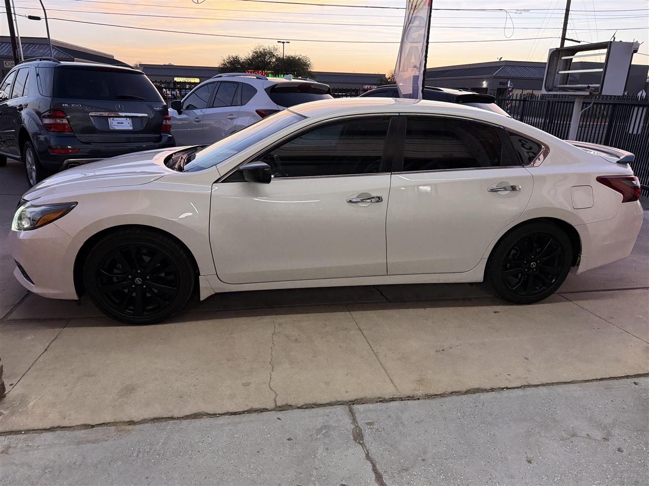 Nissan Altima 2.5 SR 2017