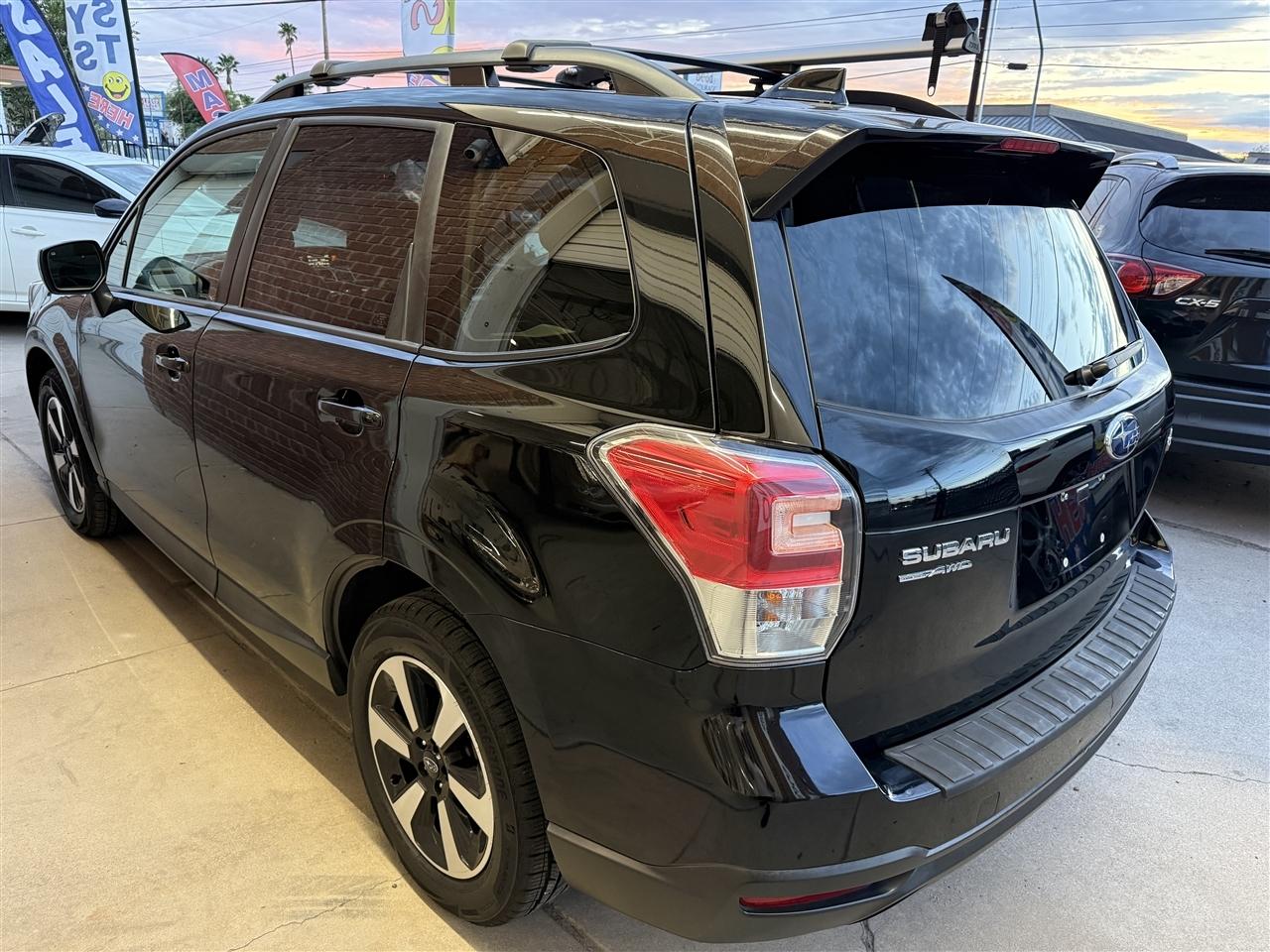 Subaru Forester 2.5i Premium PZEV CVT 2017