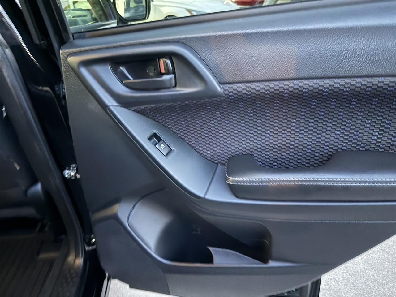 Subaru Forester 2.5i Premium PZEV CVT 2017