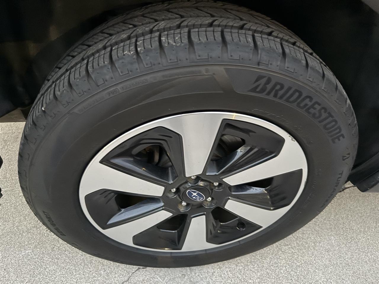 Subaru Forester 2.5i Premium PZEV CVT 2017