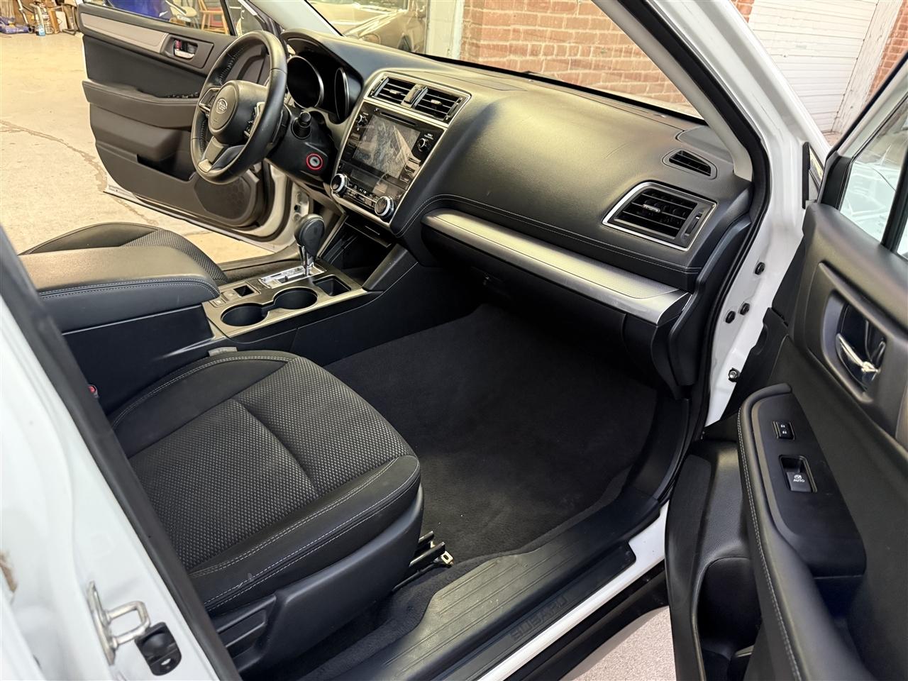 Subaru Outback 2.5i Premium 2019