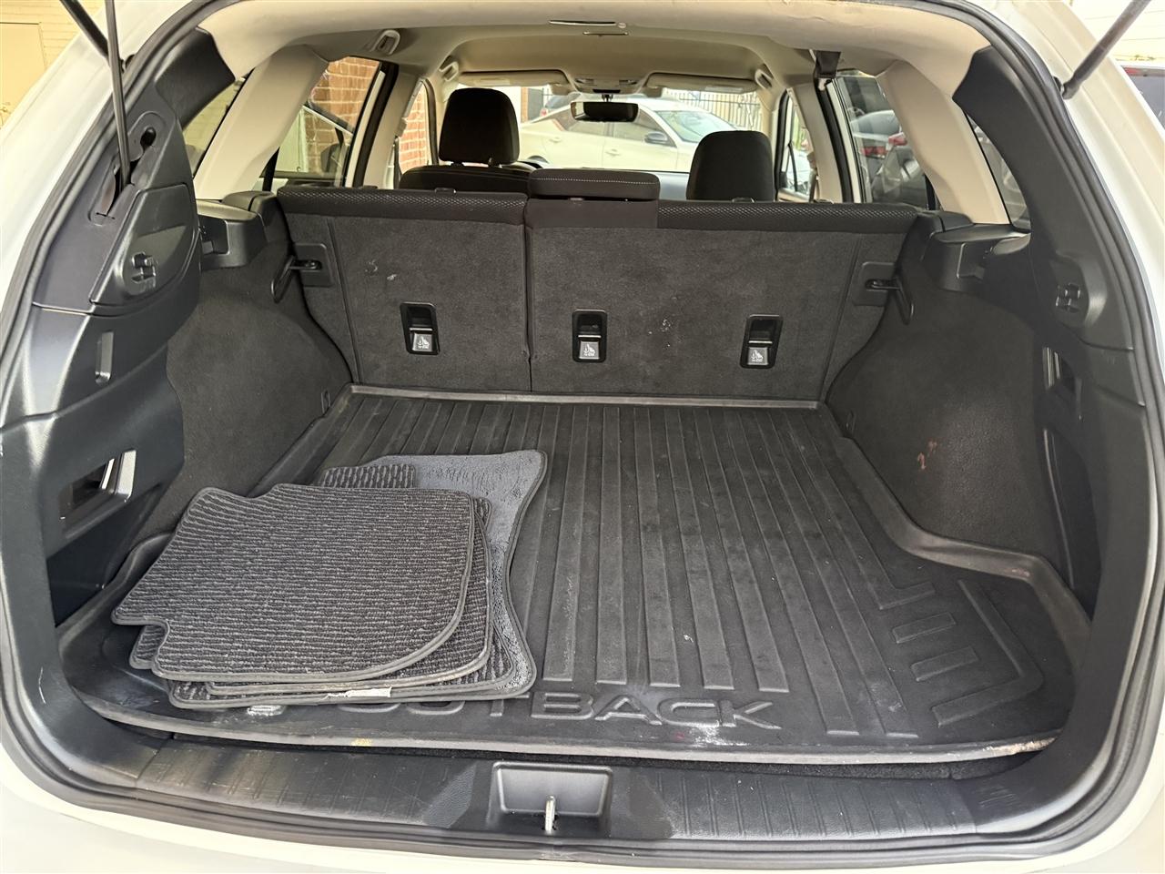 Subaru Outback 2.5i Premium 2019