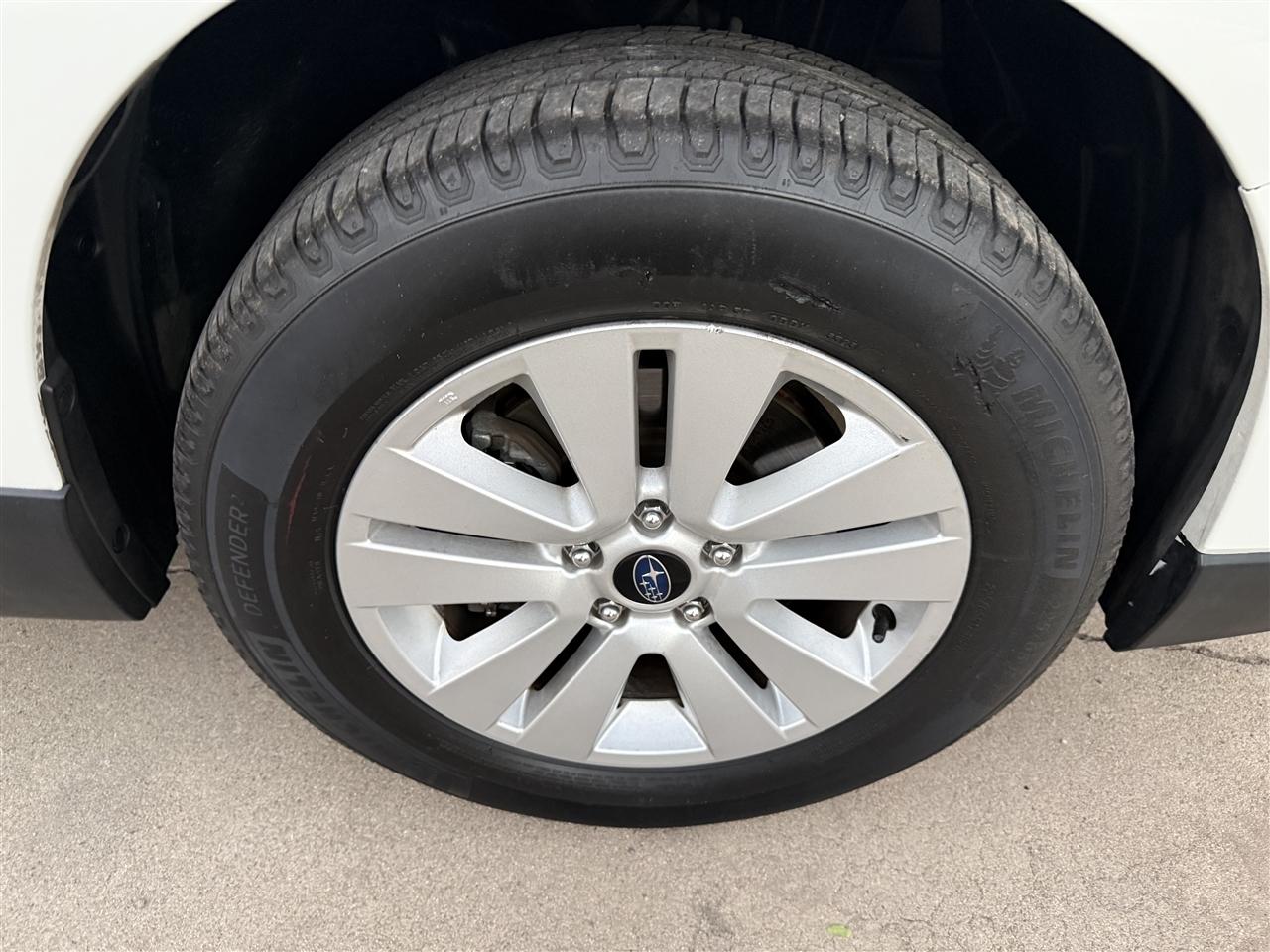 Subaru Outback 2.5i Premium 2019