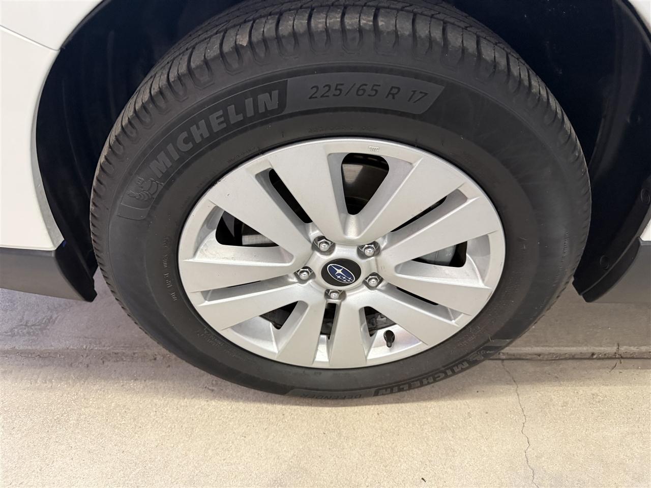 Subaru Outback 2.5i Premium 2019