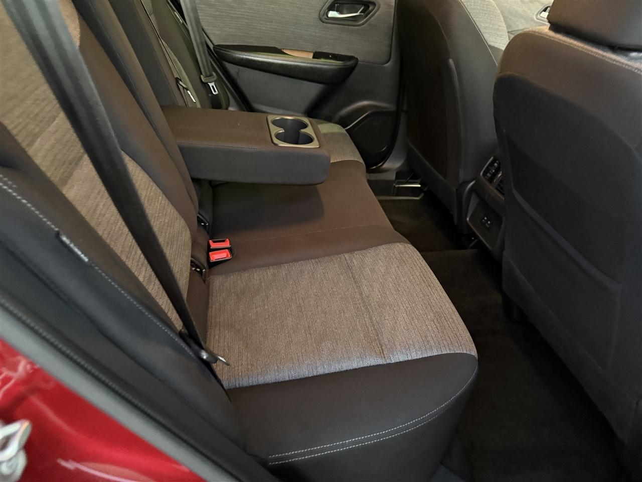 Nissan Rogue photo 29