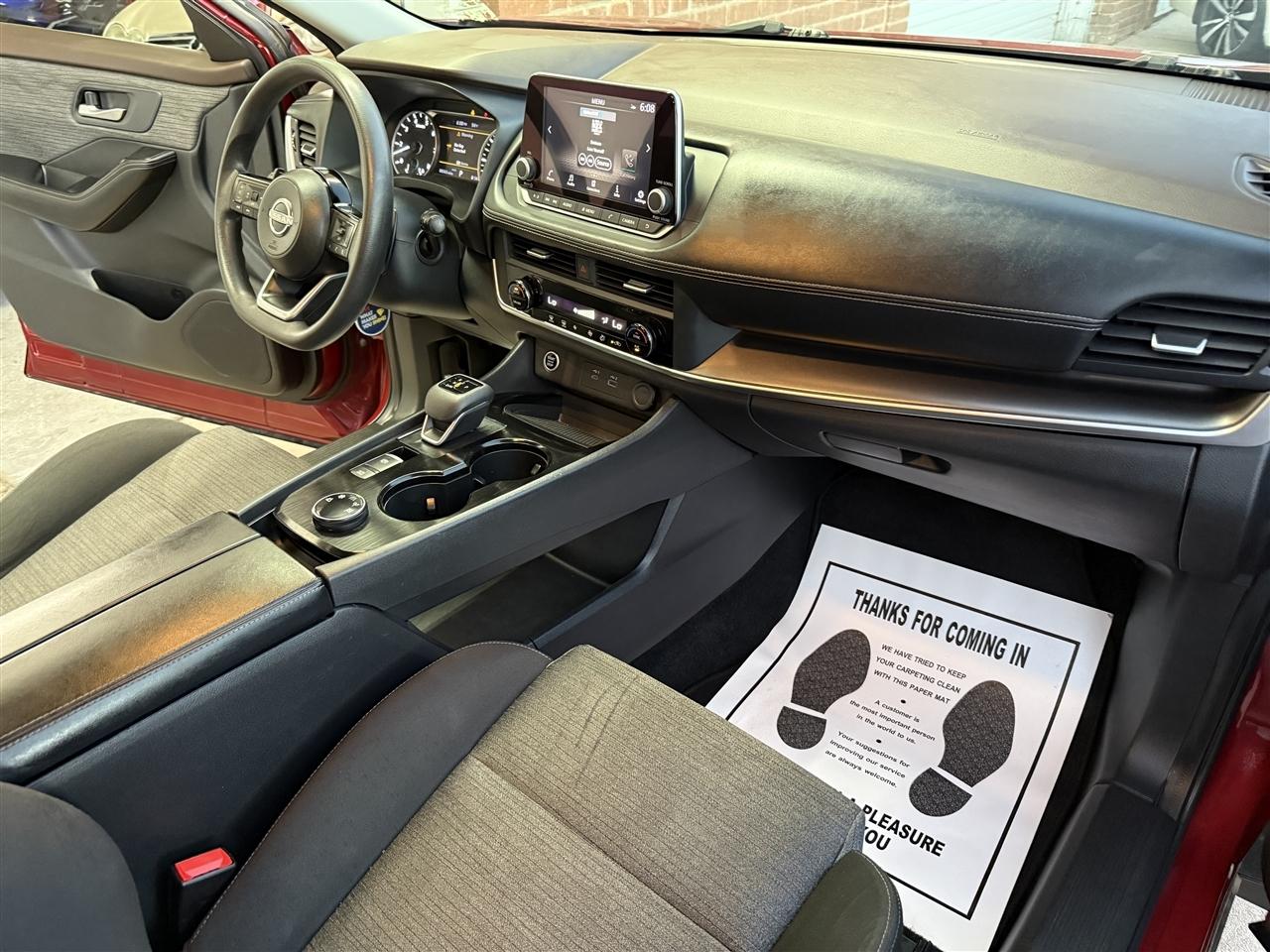 Nissan Rogue photo 32