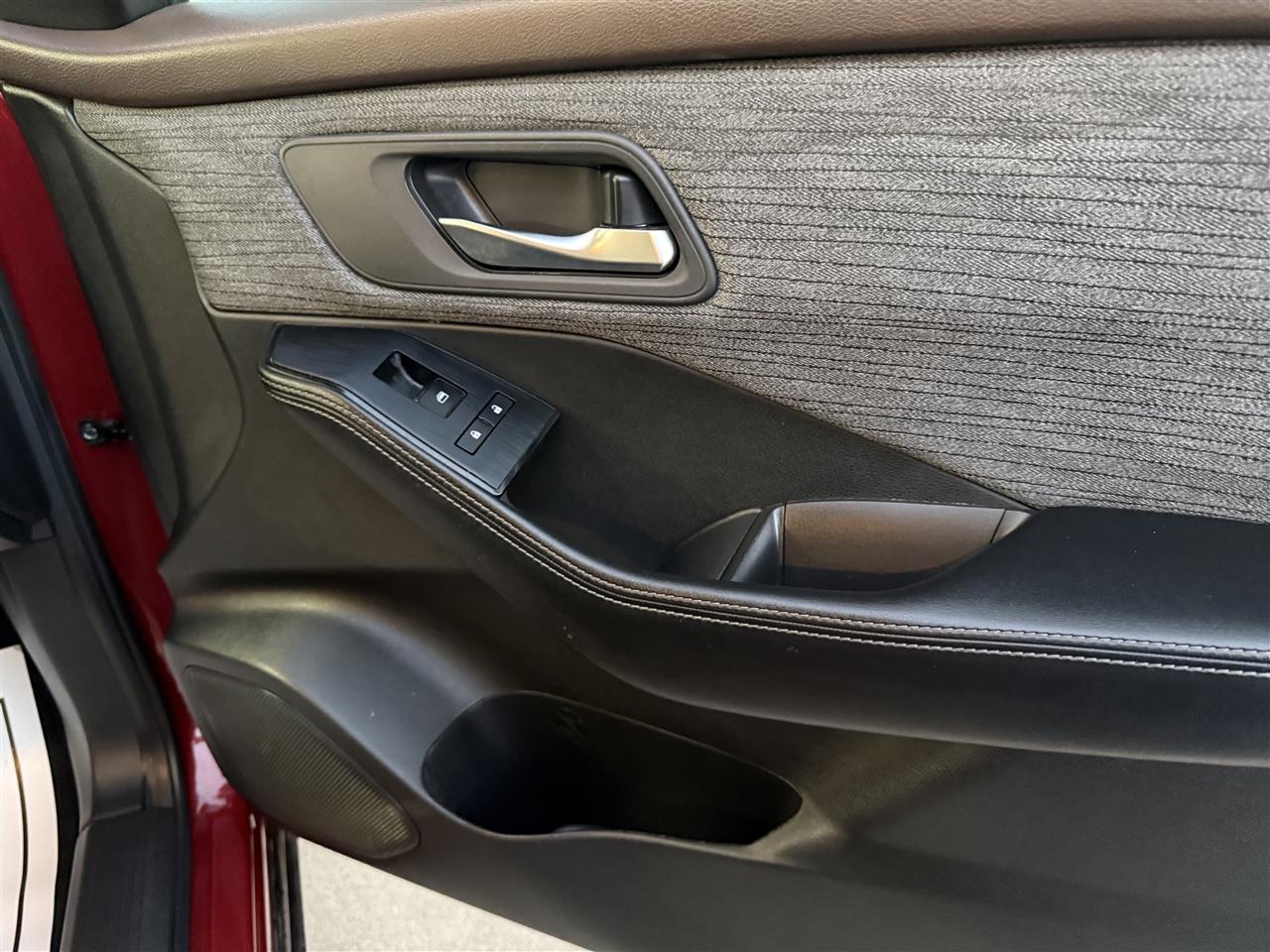 Nissan Rogue photo 35