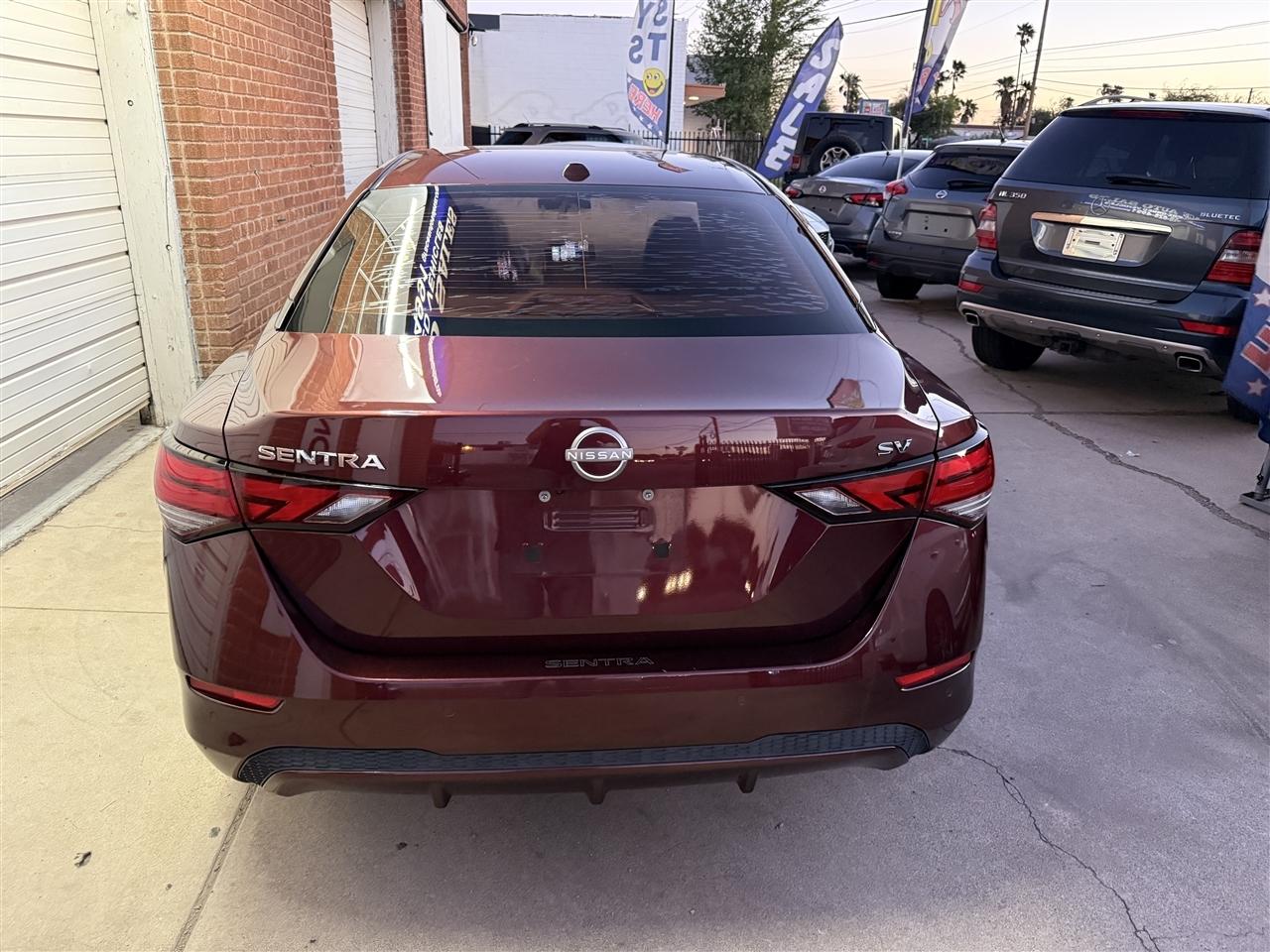 Nissan Sentra photo 9
