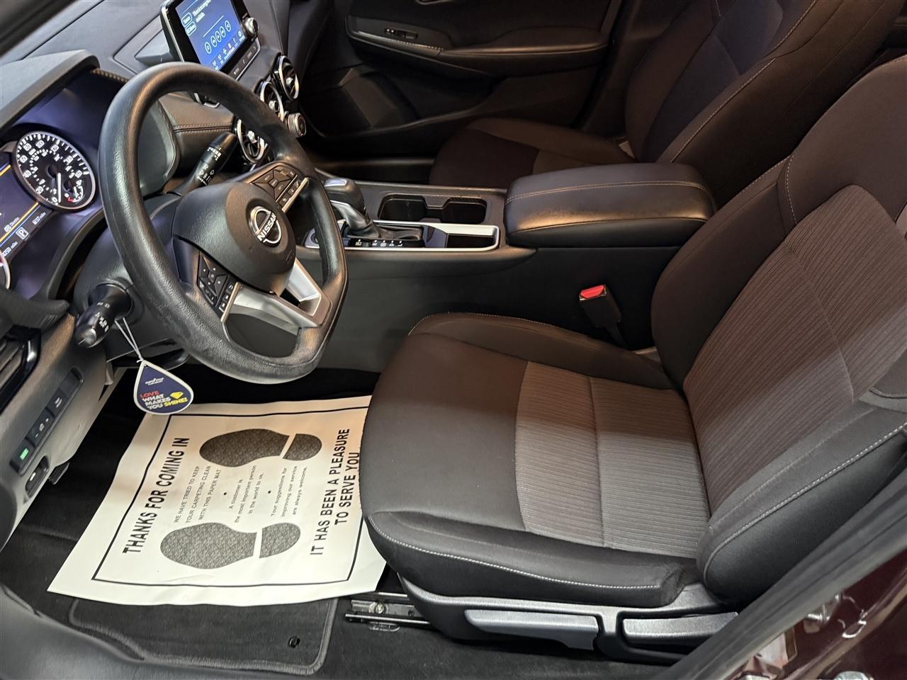 Nissan Sentra photo 17