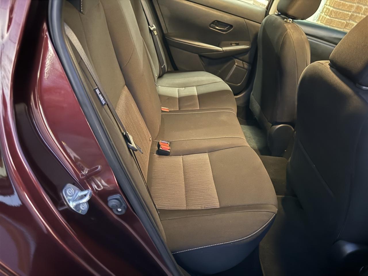 Nissan Sentra photo 27