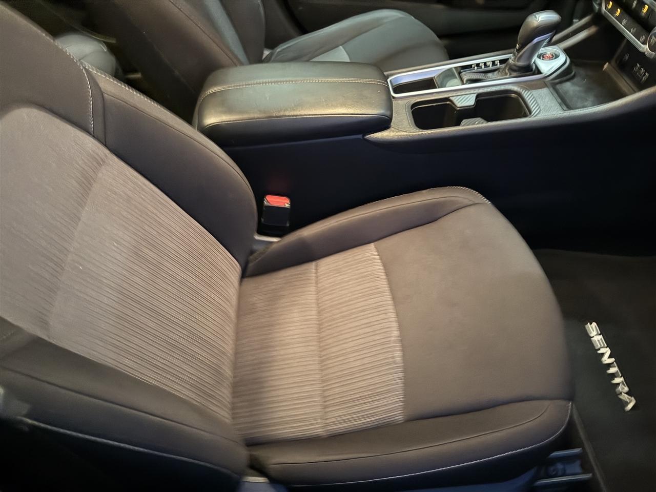Nissan Sentra photo 31