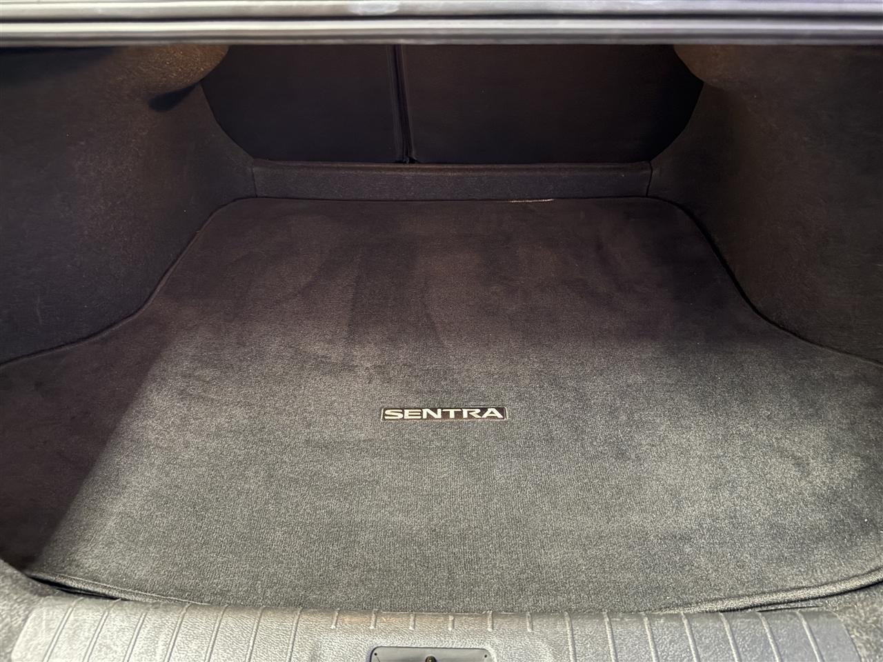 Nissan Sentra photo 34