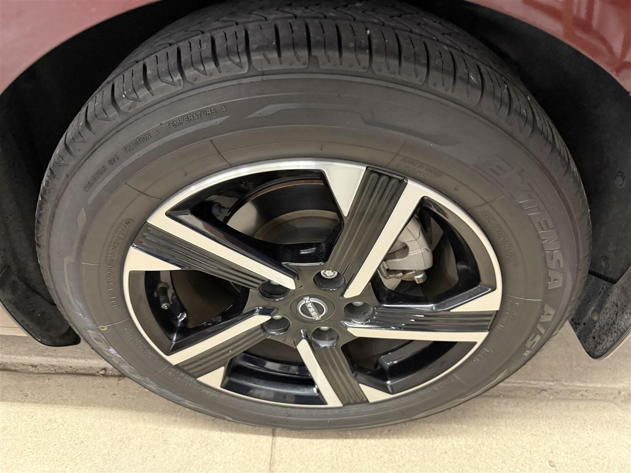 Nissan Sentra photo 39