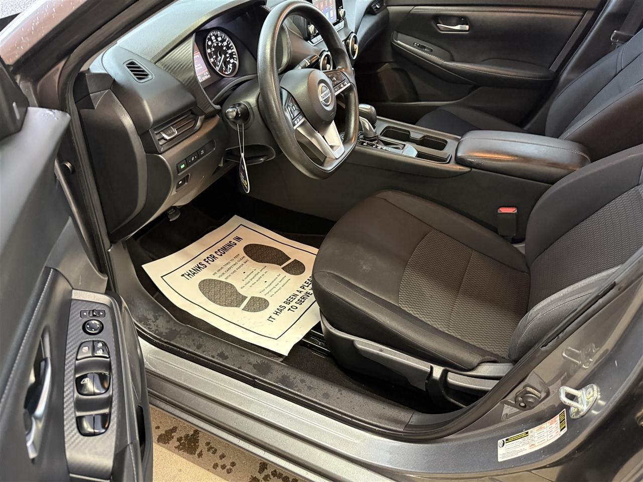 Nissan Sentra S 2021