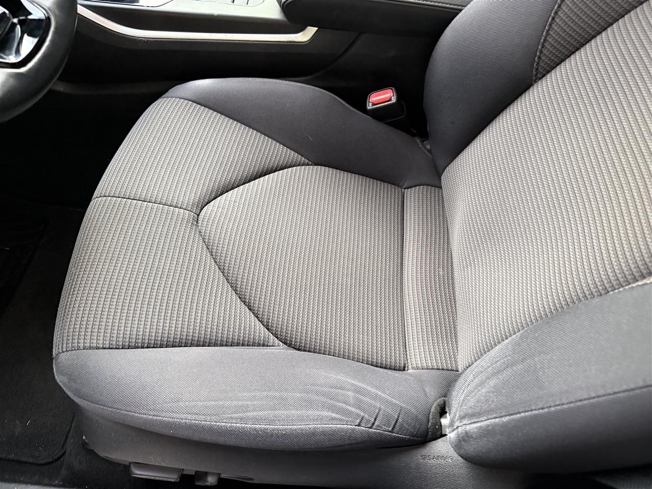 Toyota Highlander LE AWD V6 2021