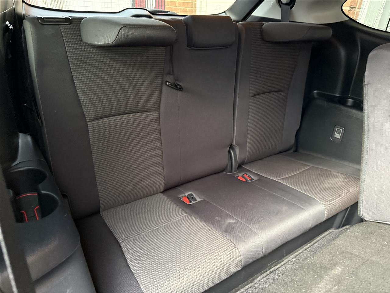 Toyota Highlander LE AWD V6 2021
