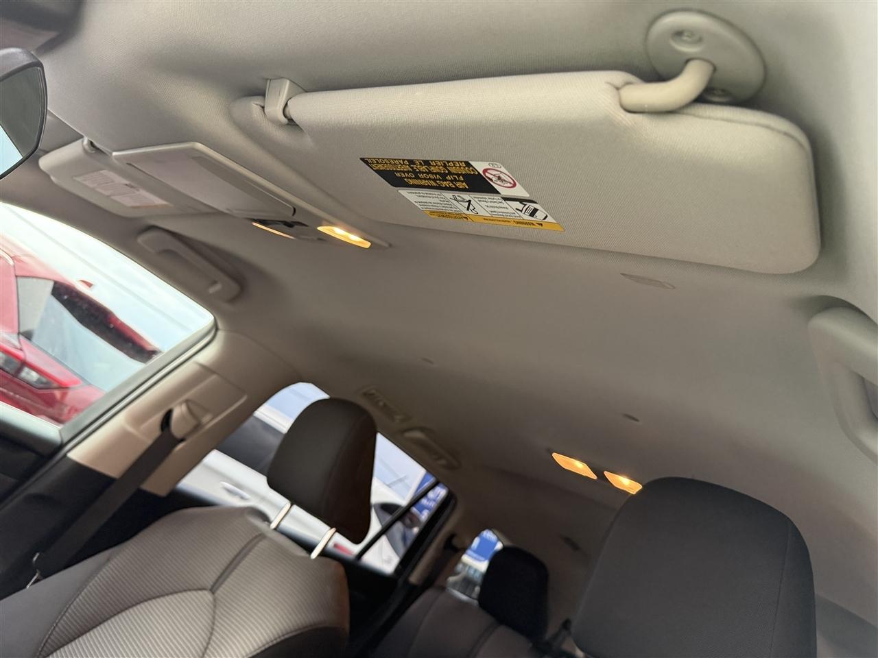 Toyota Highlander LE AWD V6 2021