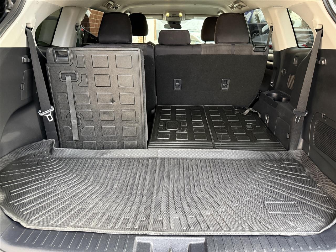 Toyota Highlander LE AWD V6 2021