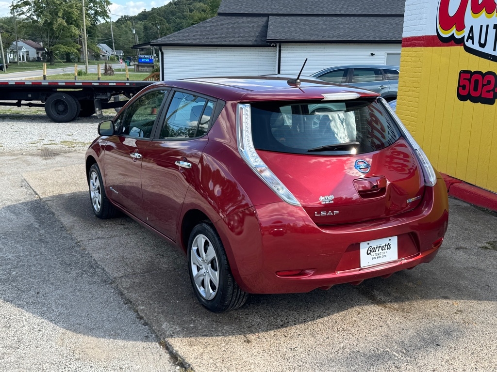Nissan Leaf  2015