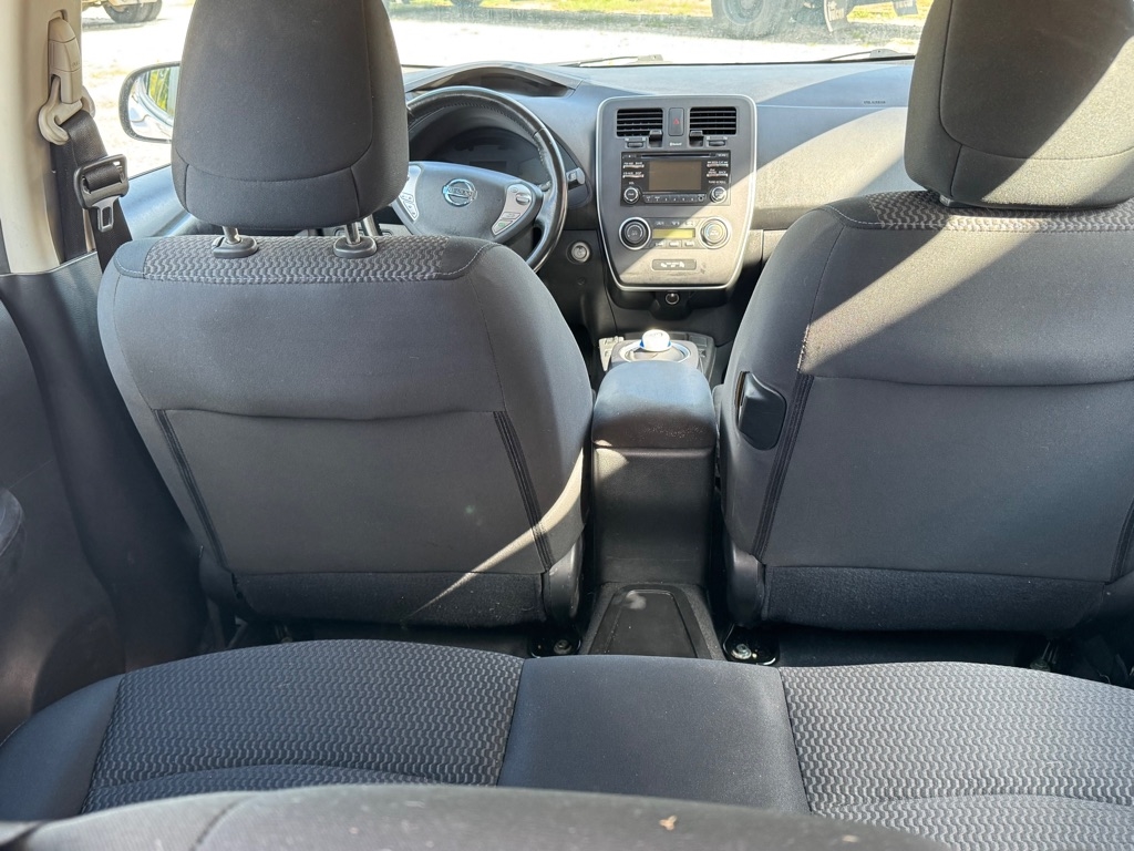 Nissan Leaf  2015