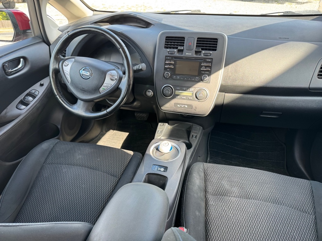 Nissan Leaf  2015
